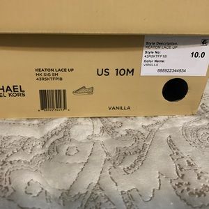 Michael Kors Keaton Lace Up Sneakers Size 10M Color Vanilla